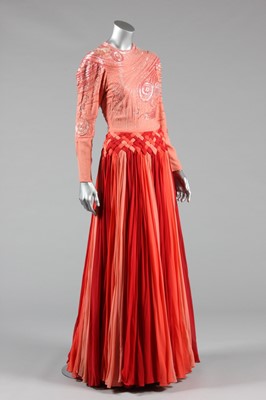 Lot 130 - A Valentino couture evening gown, circa 1985-8,...