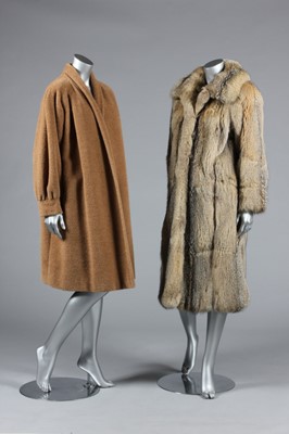 Lot 98 - A Maximillian wolf fur coat, canis lupus,...