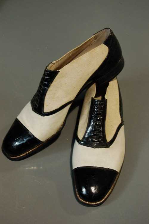 Lot 140 - A rare pair of stylish Giuseppe Marini...