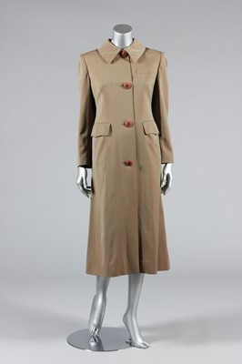 Lot 223 - An Hermès red/green herring-bone weave coat,...