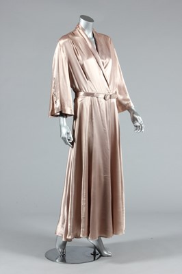 Lot 327 - A Florence Dyches oyster satin evening gown,...