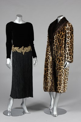 Lot 351 - An Adolph Schumann for Lilli Ann faux leopard...