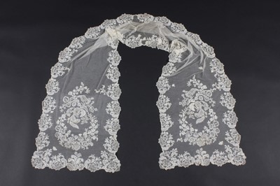 Lot 493 - A Brussels mixed lace stole, late 19th century,...