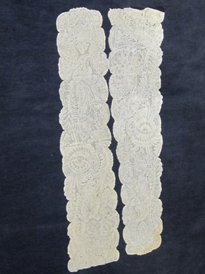 Lot 501 - A fine pair of un-joined Mechlin lappets,...