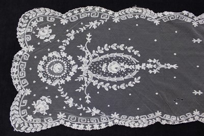 Lot 484 - A general collection of lace and baby clothes,...