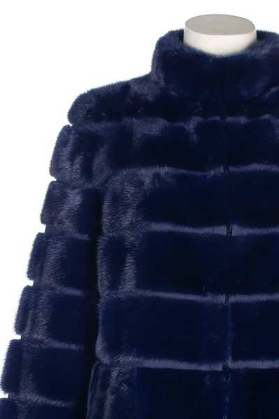 Sold at Auction: Fendi, Fendi Midnight blue velvet Fendi clutch