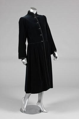 Lot 140 - An Yves Saint Laurent Rive Gauche black velvet...