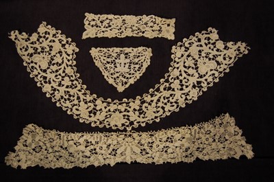 Lot 400 - Italian needlepoint lace, comprising: two...