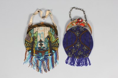 Lot 174 - A fine beaded evening purse, circa 1925, the...