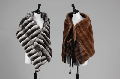 Lot 187 - A Chinchilla fur stole, together with five...