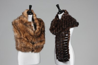 Lot 187 - A Chinchilla fur stole, together with five...