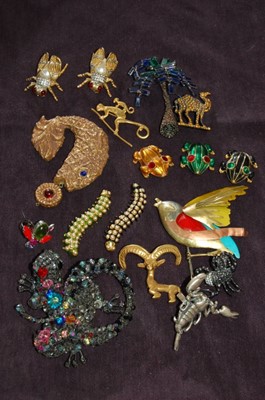 Lot 208 - Assorted anamalia brooches, 1980s and later,...