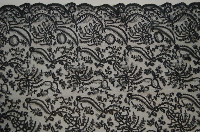 Lot 425 - Two black silk Maltese bobbin lace capelets,...