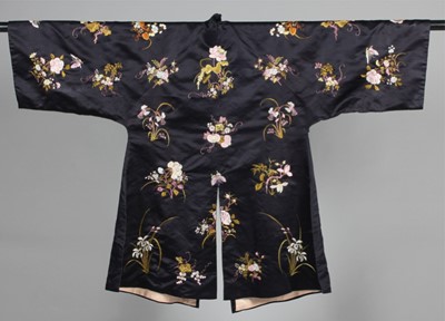 Lot 379 - A lady's informal robe, chang-fu, Chinese,...