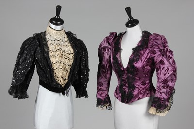 Lot 11 - A large group of mourning wear, mainly...