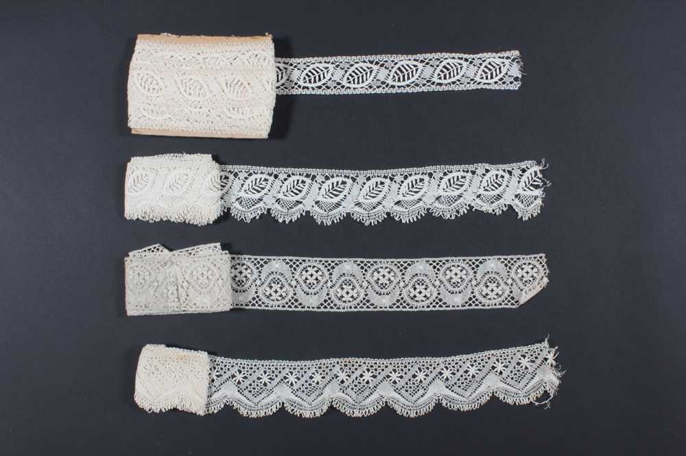 Lot 408 - A large group of mainly narrow edging lace,...