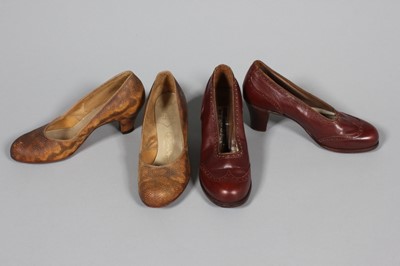 Lot 25 - Five pairs of shoes, 1930s-40s, including...