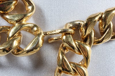 Lot 33 - A Chanel heavy gilt chain belt, signed, with...