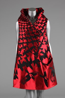 Lot 188 - An Alexander McQueen red and black jacquard...