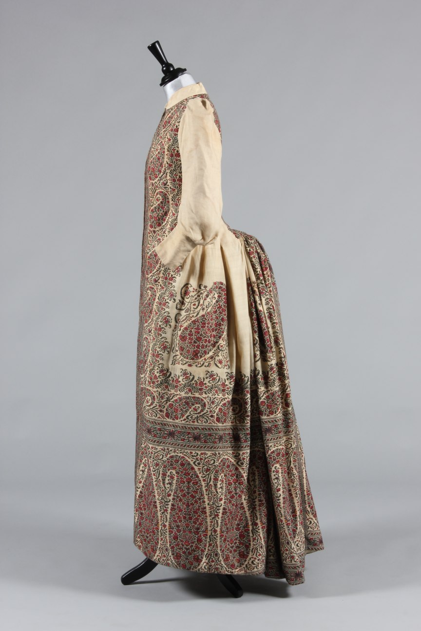 Lot 42 - A tea gown, circa 1890, formed from an 1830s