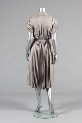 Lot 77 - A grey silk foulard afternoon dress, circa...