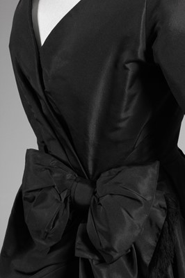Lot 90 - A fine Christian Dior London black taffeta...