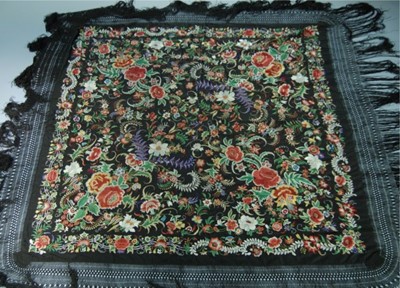 Lot 269 - A fine embroidered Cantonese shawl, Chinese,...