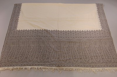 Lot 276 - A good Paisley kirking shawl, circa 1840-50,...