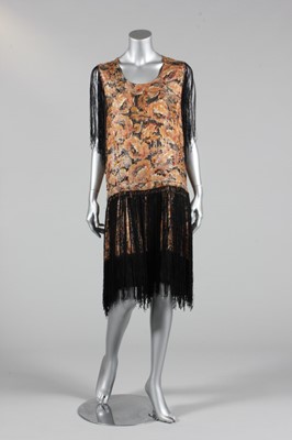 Lot 118 - A printed and gold lame flapper dress with...