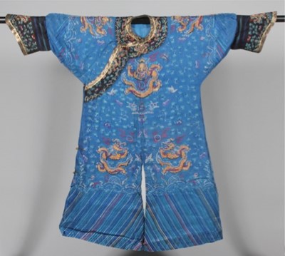 Lot 235 - An embroidered summer dragon robe, jifu,...