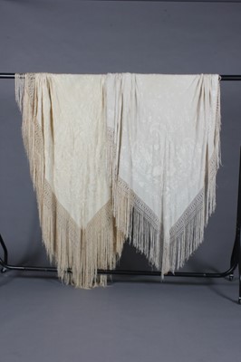 Lot 183 - An embroidered ivory silk shawl, Cantonese,...