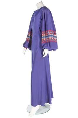 Lot 121 - A Jeanne Lanvin couture purple-blue silk crêpe...