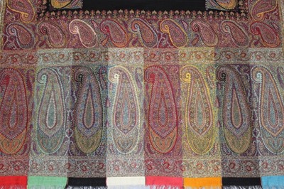 Lot 50 - A fine woven kashmir shawl, circa 1840, the...