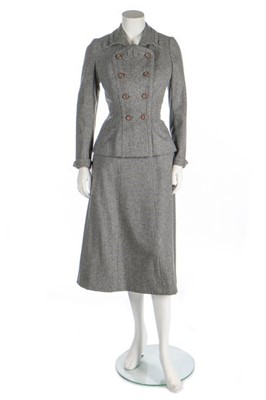 Lot 138 - A Mainbocher Inc grey wool suit, American,...