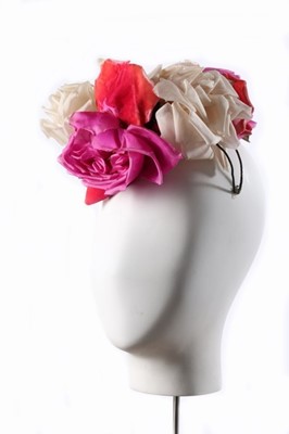 Lot 150 - A Jacques Griffe rose-blossom toque, early...