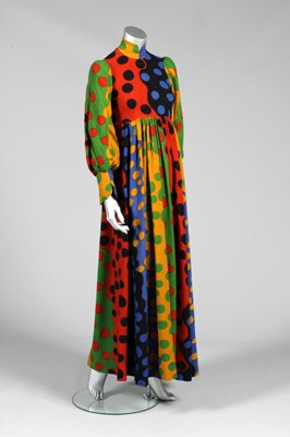 Lot 171 - A Jean Muir printed moss-crpe evening gown,...