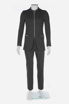Lot 112 - A Pierre Cardin man's houndstooth-check wool...