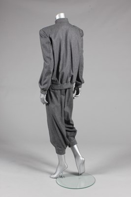 Lot 231 - A Thierry Mugler futuristic grey flannel...