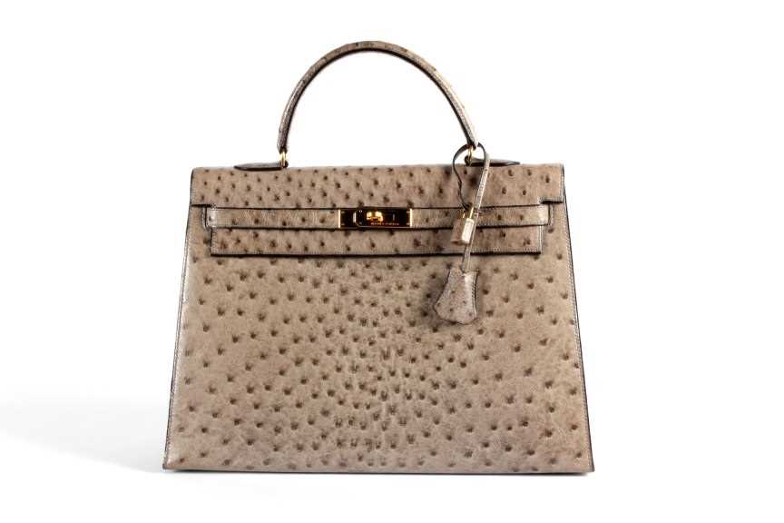 Lot 7 - An Hermès grey-brown ostrich leather Kelly bag