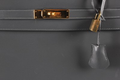 Lot 22 - An Hermès gris tourtourelle box calf leather...