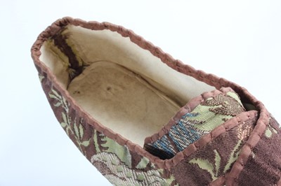 Lot 41 - A pair of brocaded silk ladies shoes, circa...