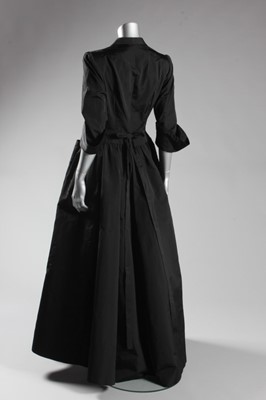 Lot 108 - A Balenciaga couture black silk evening or...