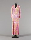 Lot 427 - A good Emilio Pucci feather print silk jersey...