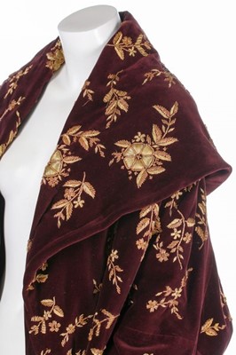 Lot 174 - A magnificent Romeo Gigli embroidered cocoon...