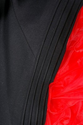 Lot 199 - A fine and rare Yohji Yamamoto bustle coat,...