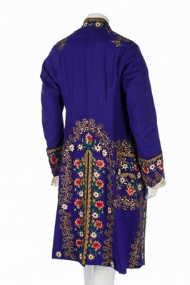 Lot 39 - An embroidered 18th century style coat,...