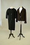 Lot 286 - A Christian Dior London black wool sac-coat,...