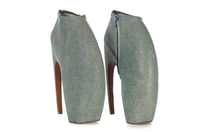 Lot 261 - A fine and rare pair of Alexander McQueen...