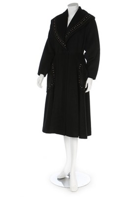 Lot 264 - A stylish Lemkins new-look wool coat, early...