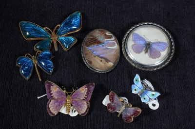 Lot 128 - A large group of costume jewellery, mainly...